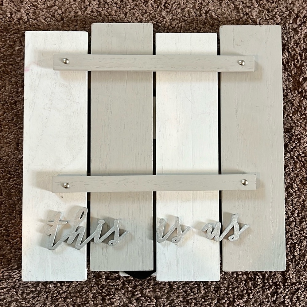 Flash sale “This is us” picture frame